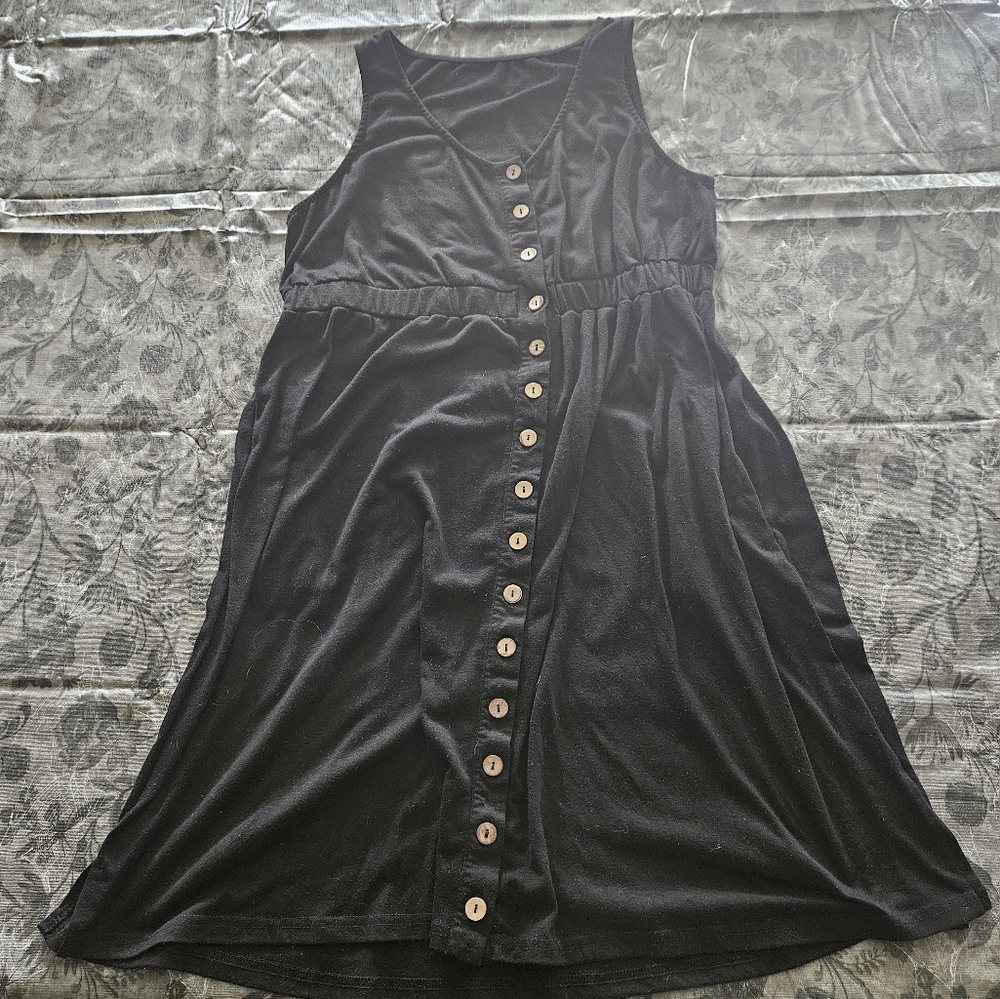 Comfy black dress